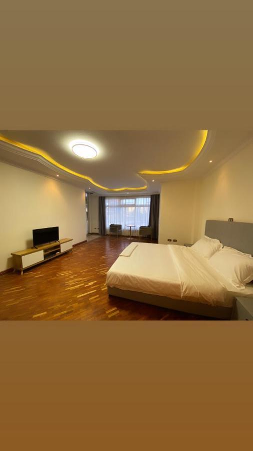 Bed and Breakfast Social House Addis Abeba Esterno foto