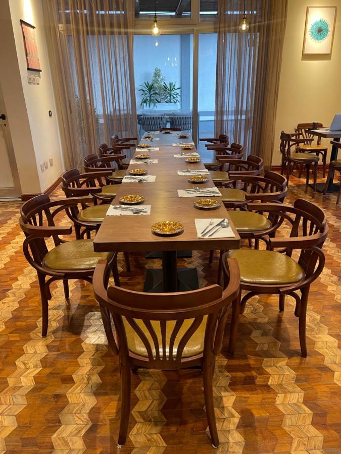 Bed and Breakfast Social House Addis Abeba Esterno foto