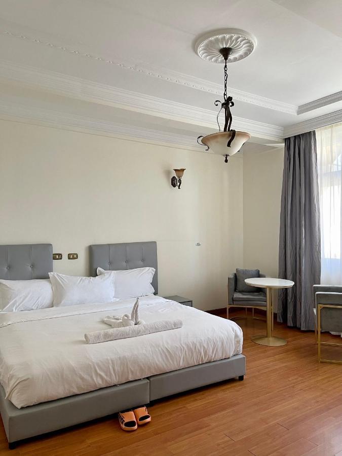 Bed and Breakfast Social House Addis Abeba Esterno foto