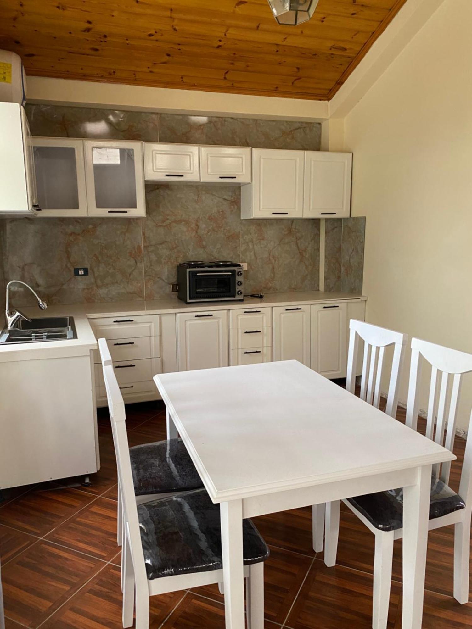 Bed and Breakfast Social House Addis Abeba Esterno foto