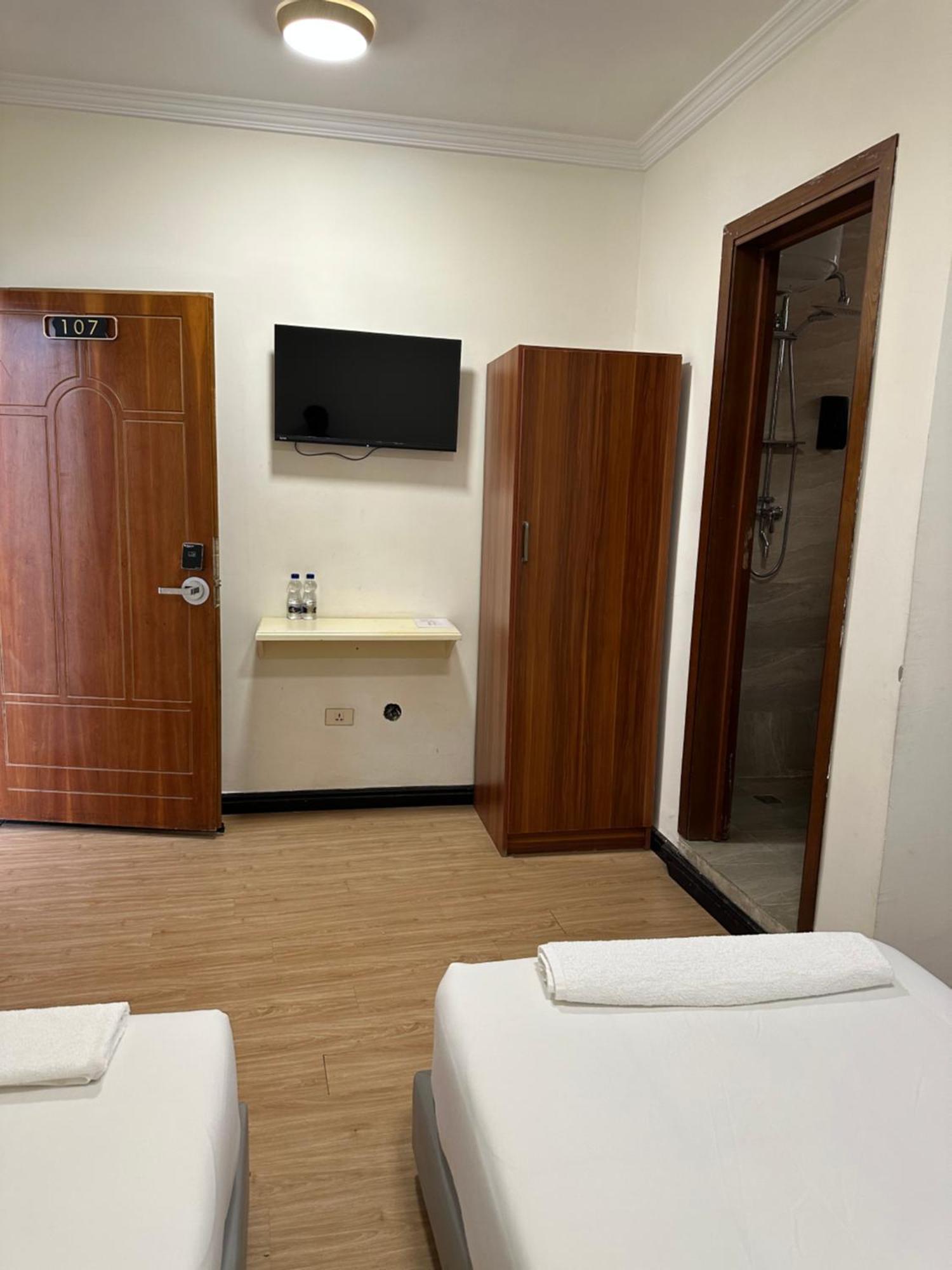Bed and Breakfast Social House Addis Abeba Esterno foto