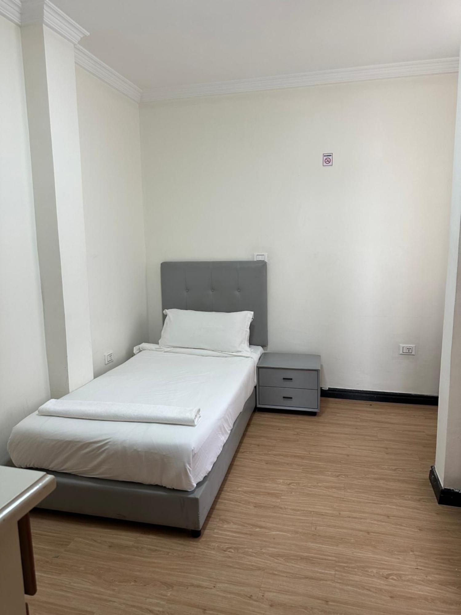 Bed and Breakfast Social House Addis Abeba Esterno foto