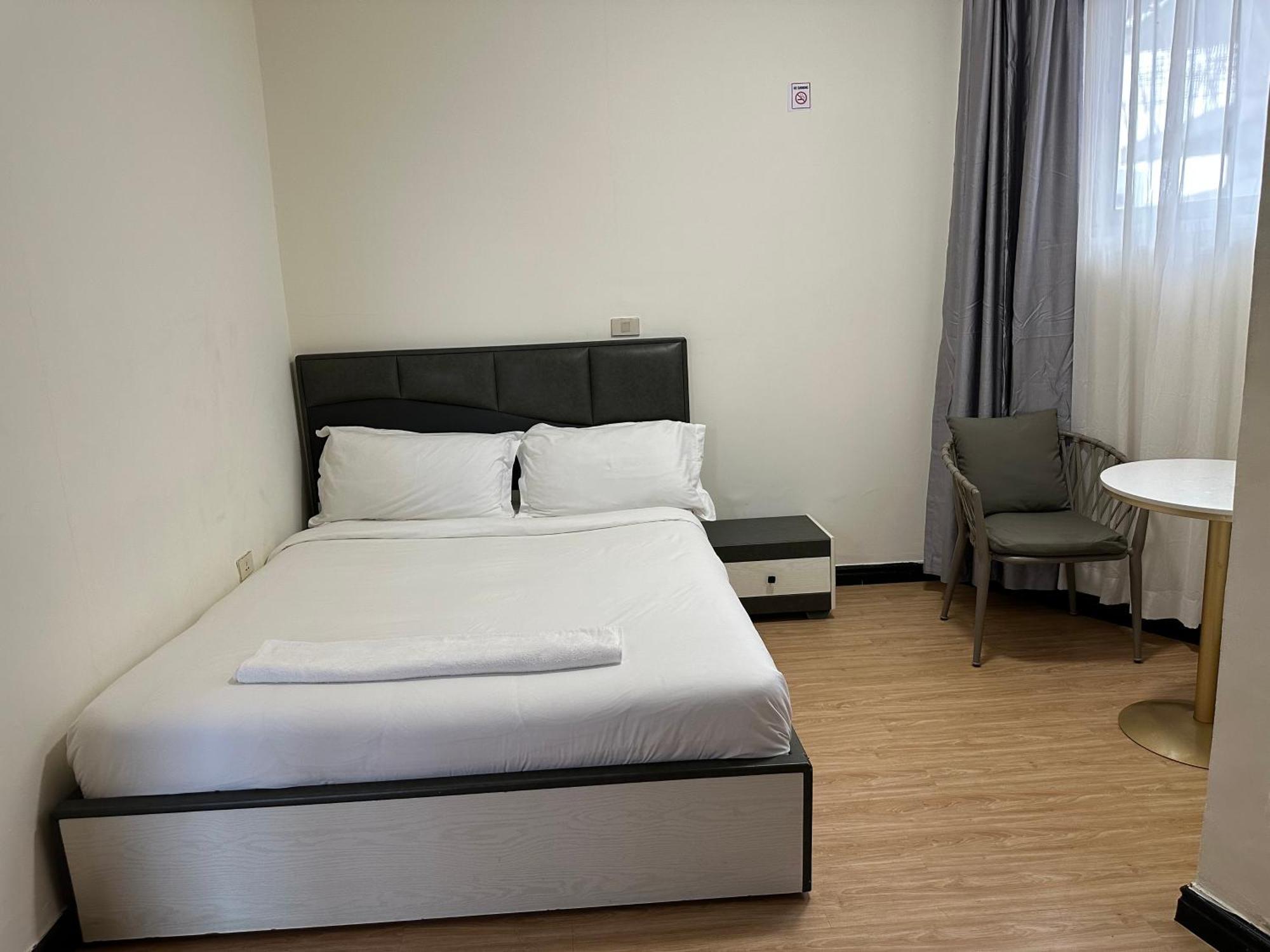 Bed and Breakfast Social House Addis Abeba Esterno foto